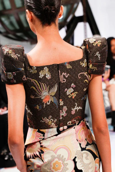 Look 31